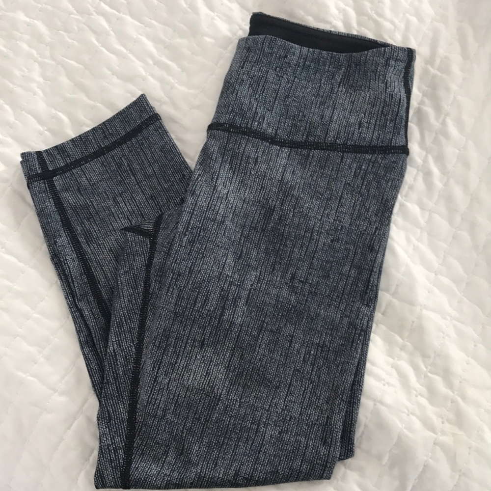 Lululemon Cropped Leggings